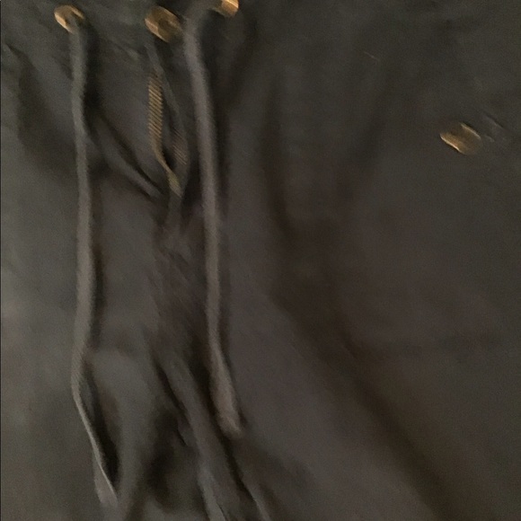 Plus size Lady Hathaway capris - Picture 2 of 3